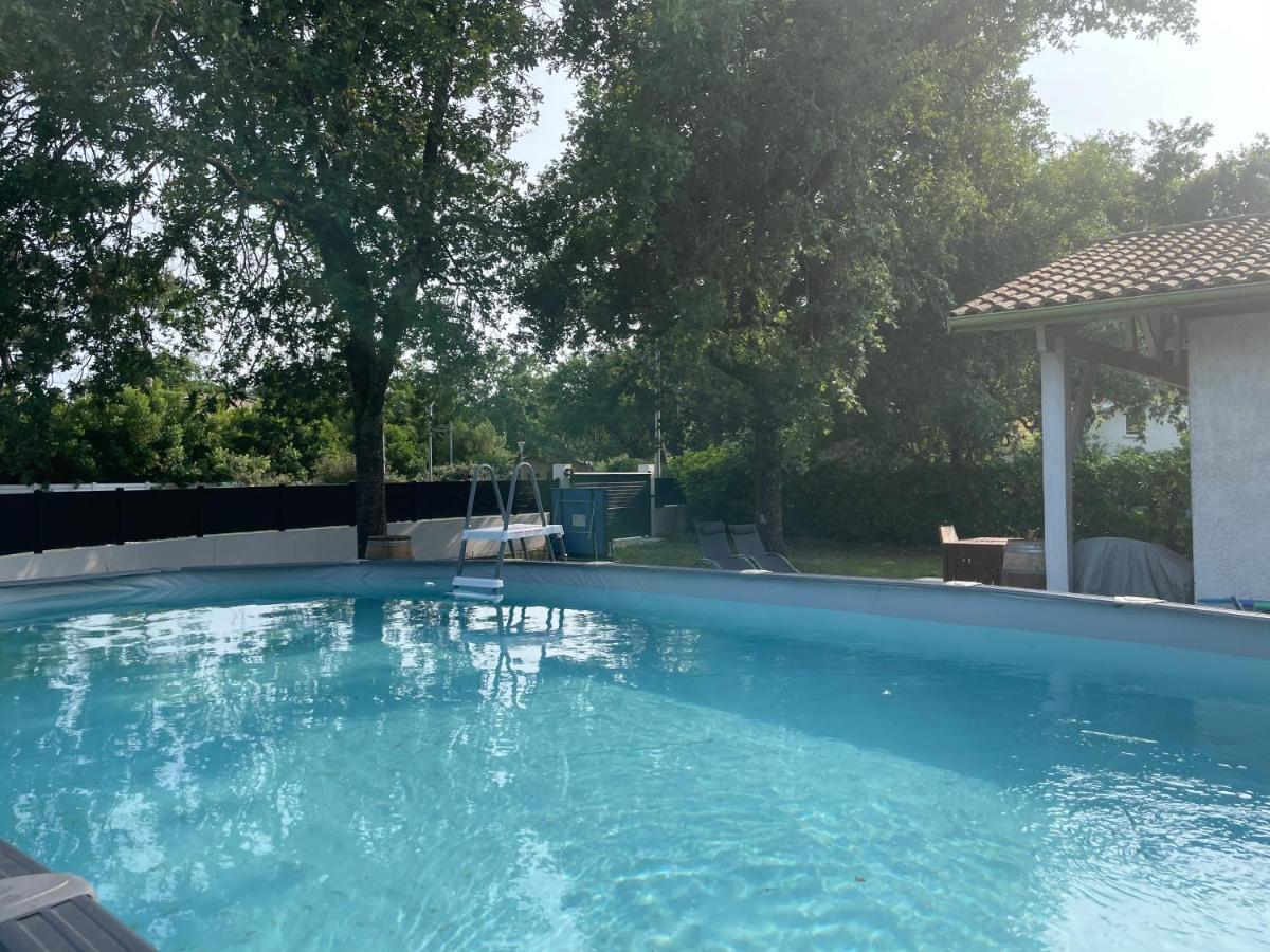 Villa Au Calme Avec Piscine, Grand Jardin Et Studio Independant Andernos-les-Bains Buitenkant foto
